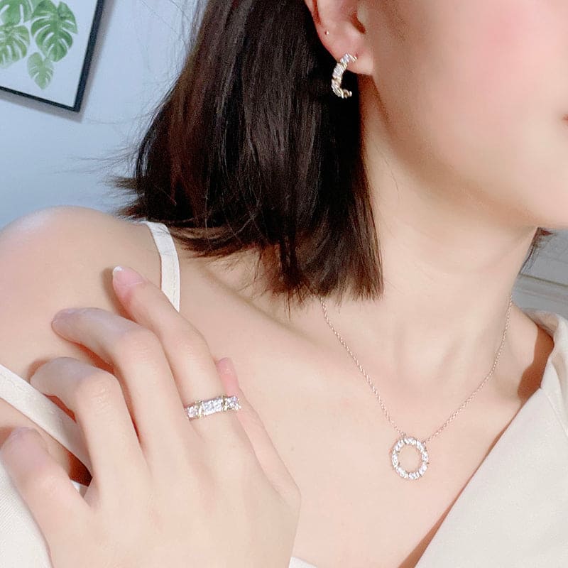 18K T Schlumberger Eighteen Stone Ring