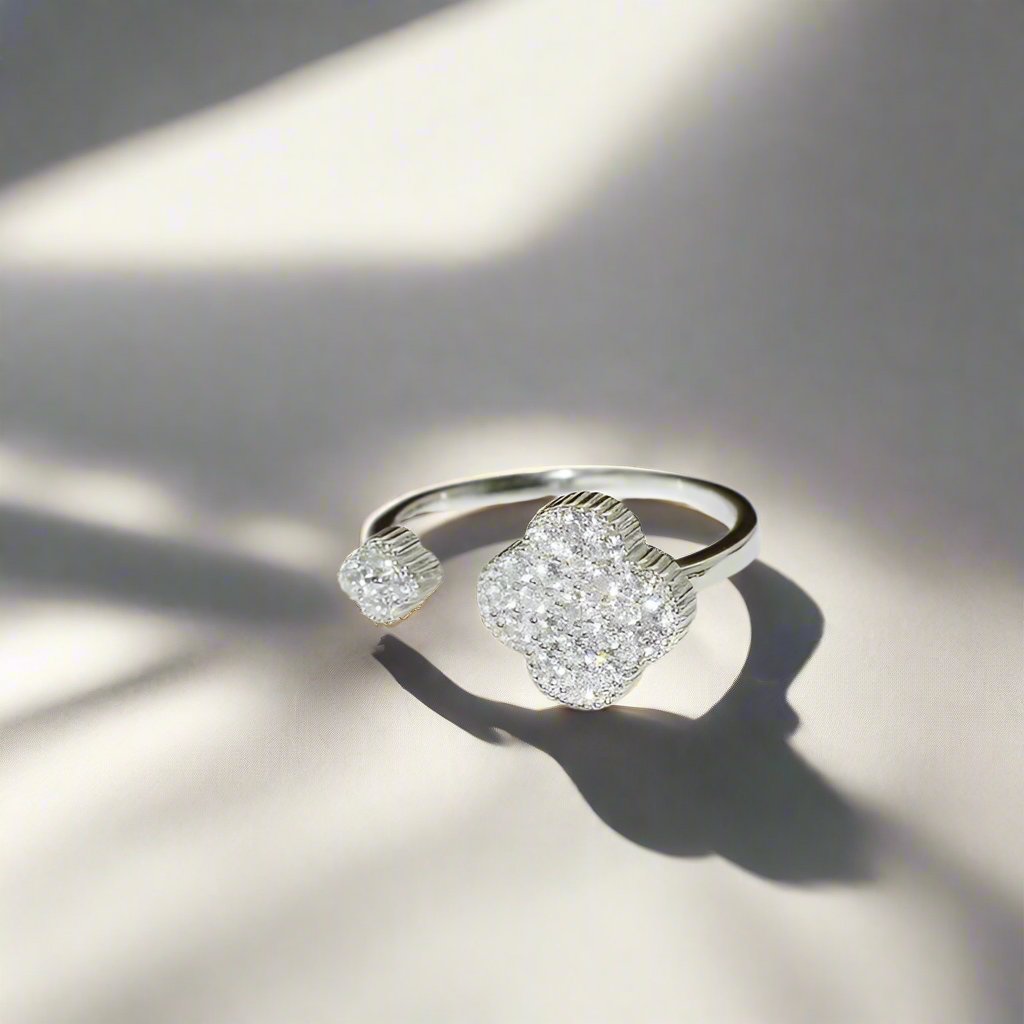 18K Magic Alhambra Diamond Ring