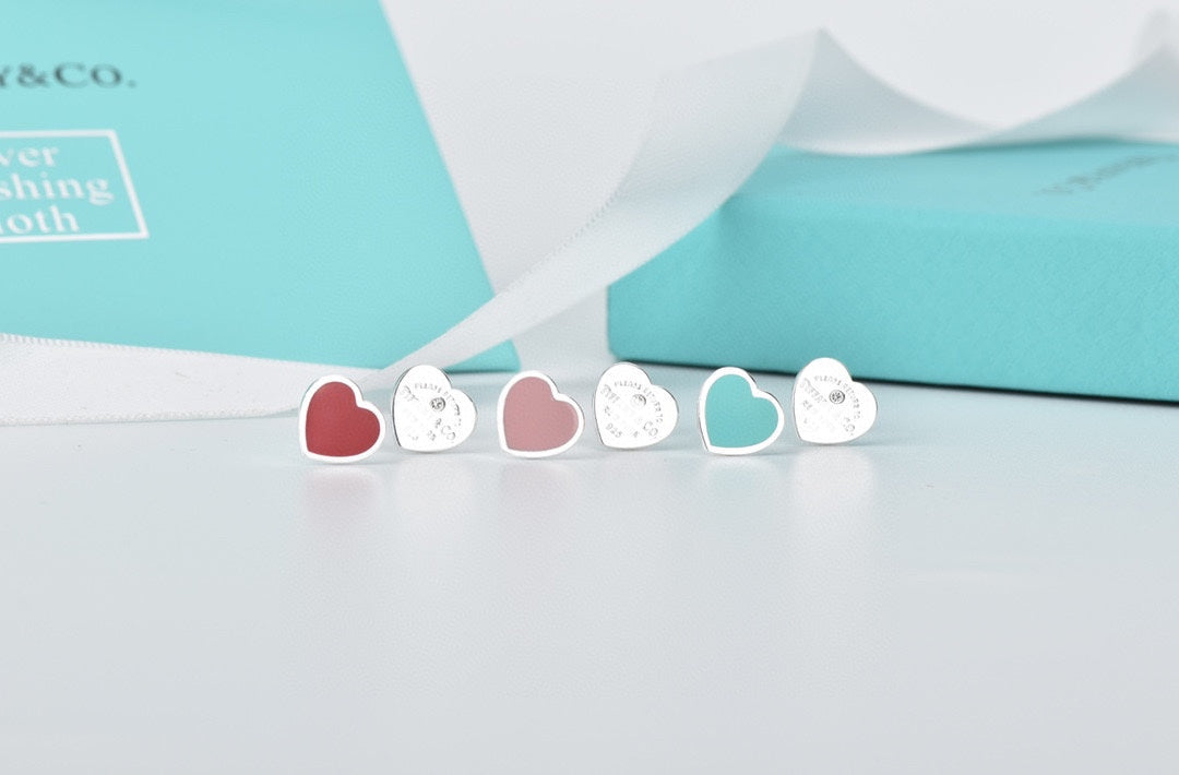 18K Return to Heart Earrings