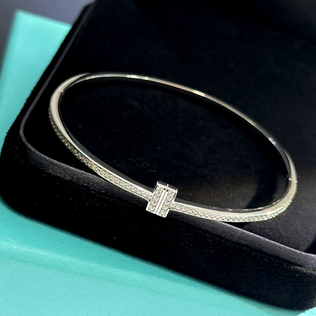 18K T Diamonds Bracelet